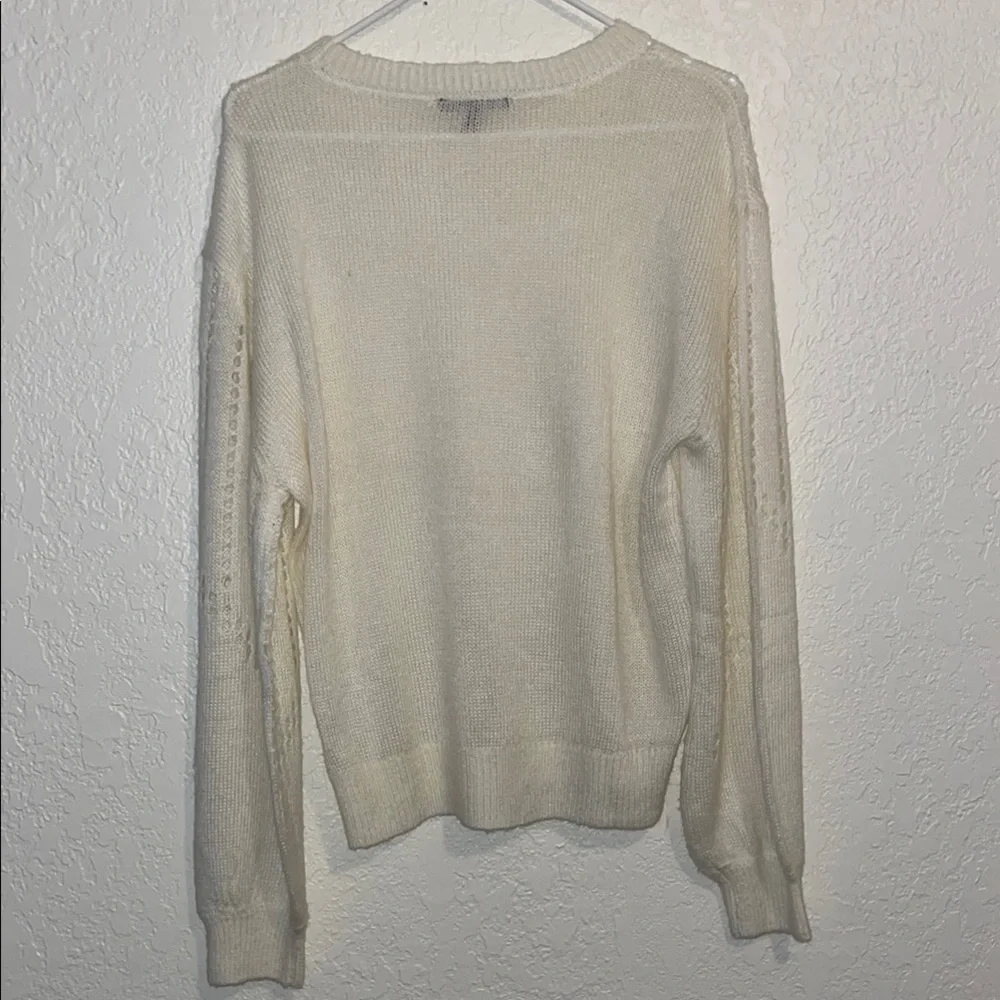 White Crew Neck Sweater with Soft Knit Material and Relaxed Fit - Picture 3 of 7